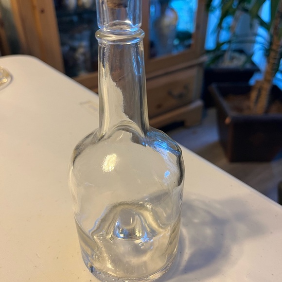 Vintage liquor bottle. Concave dimple button bottom round clear glass bottle crk - Picture 7 of 7